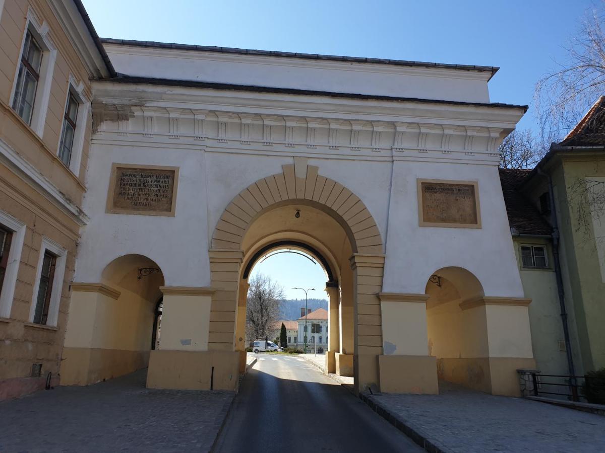 Old City Lux Brasov Ngoại thất bức ảnh